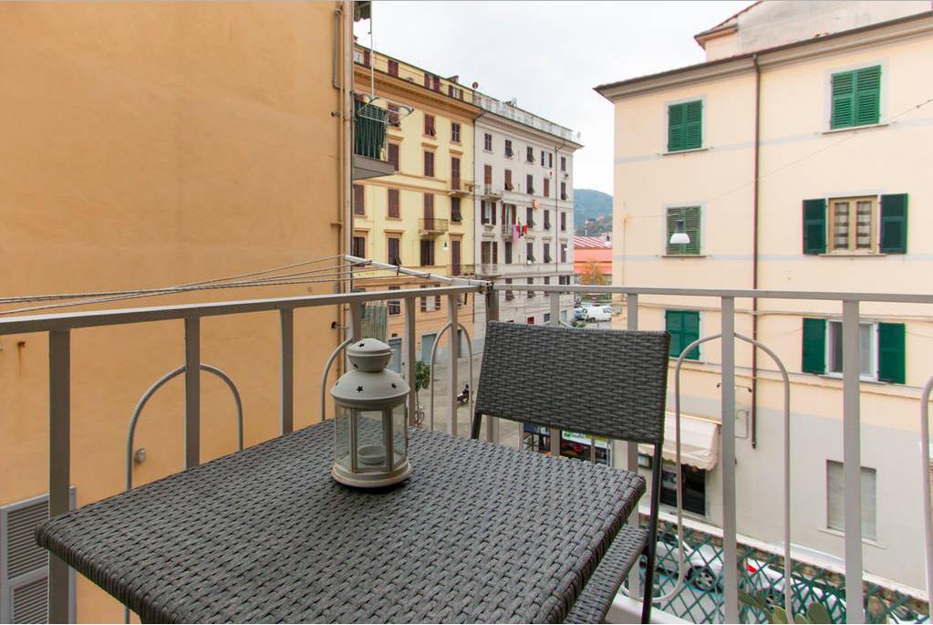 Via Colombo Holiday Rooms La Spezia Exteriör bild
