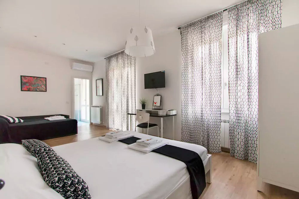 Via Colombo Holiday Rooms La Spezia Exteriör bild